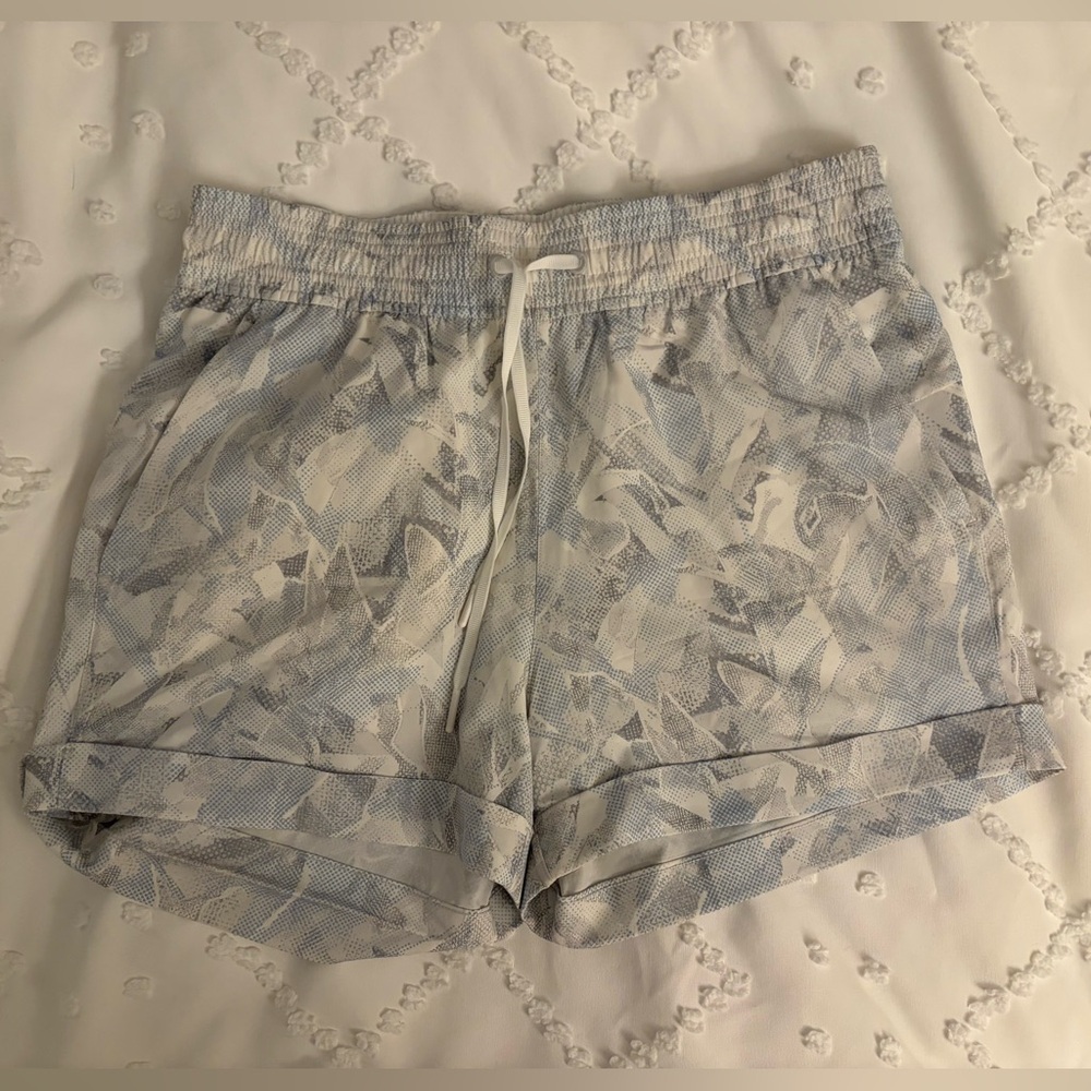 Lululemon Spring Break Away Shorts